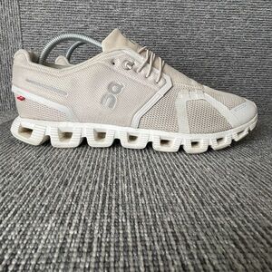 ON RUNNING On Cloud 5 Athletic Lifestyle Shoes Women’s Size 10